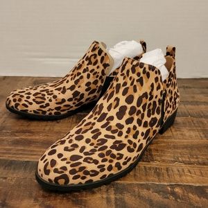 Dr. Scholls essential Rollin tan and black animal print women's slip on shoes si